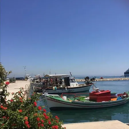 Tota's Family House, 4 Min Walk To The *